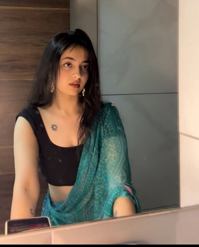 Neha young college call girl in Dehradun with real photo